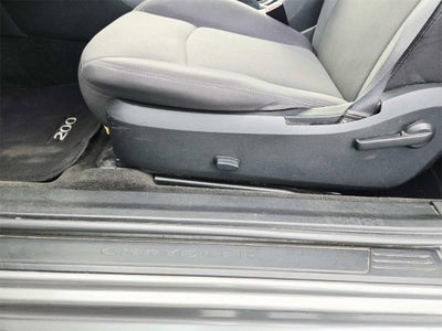 2012 Chrysler 200 Touring