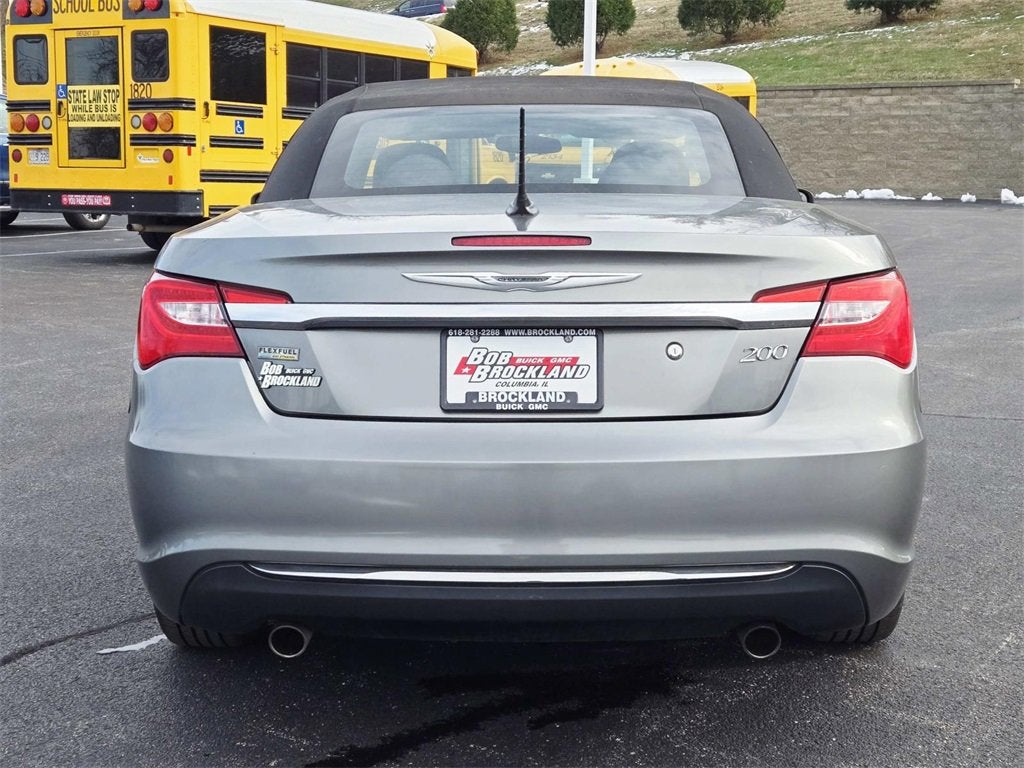 2012 Chrysler 200 Touring