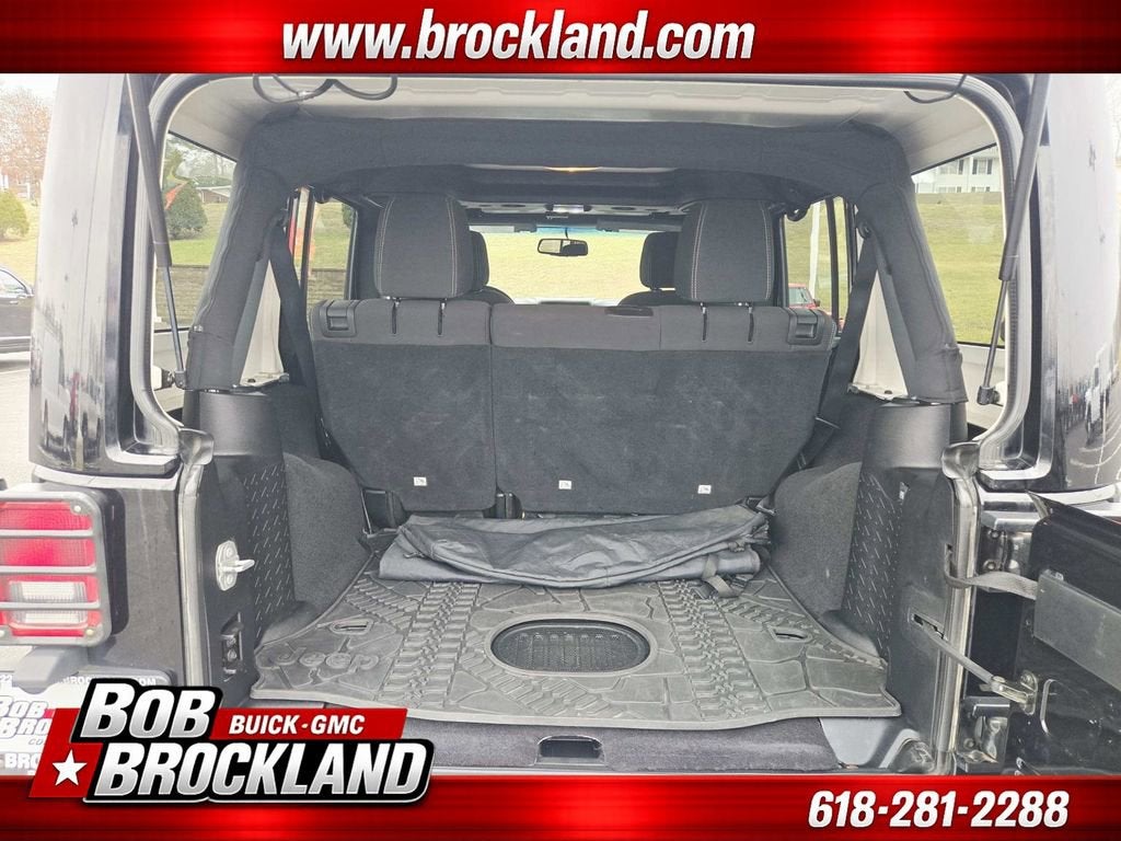 2015 Jeep Wrangler Unlimited Sahara