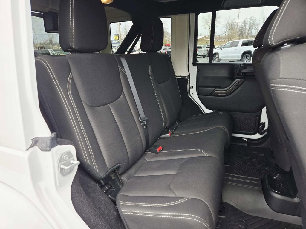 2017 Jeep Wrangler Unlimited Sahara