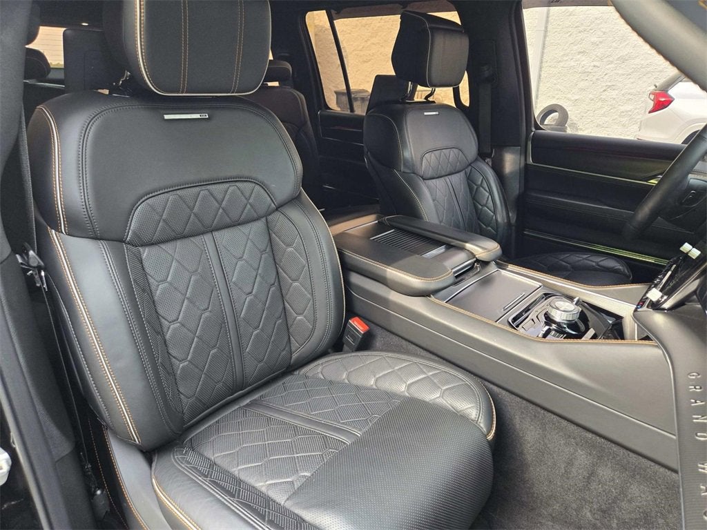 2024 Jeep Grand Wagoneer Series III Obsidian