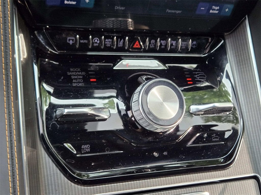 2024 Jeep Grand Wagoneer Series III Obsidian