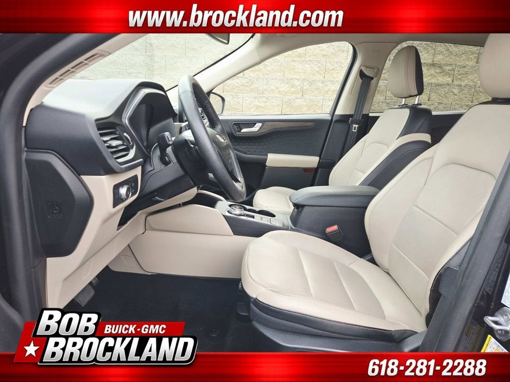 2020 Ford Escape Titanium