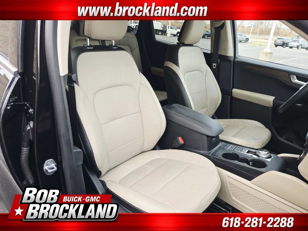 2020 Ford Escape Titanium