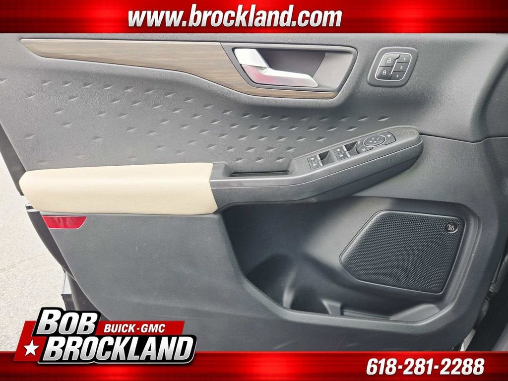 2020 Ford Escape Titanium