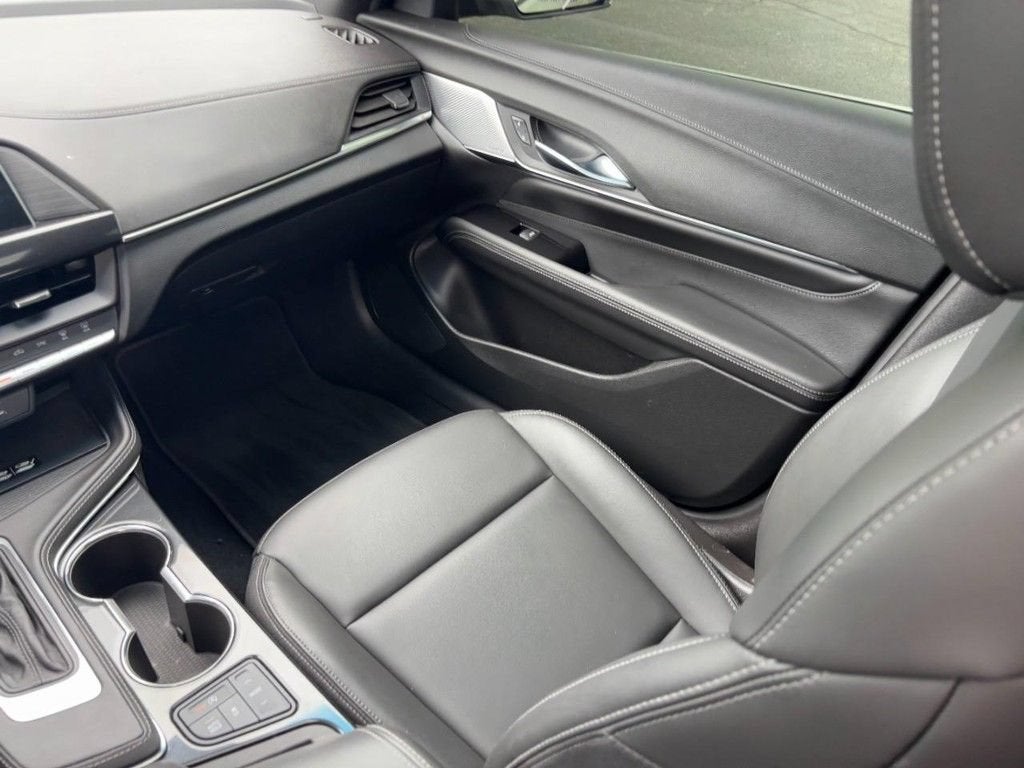 2024 Cadillac CT4 Luxury