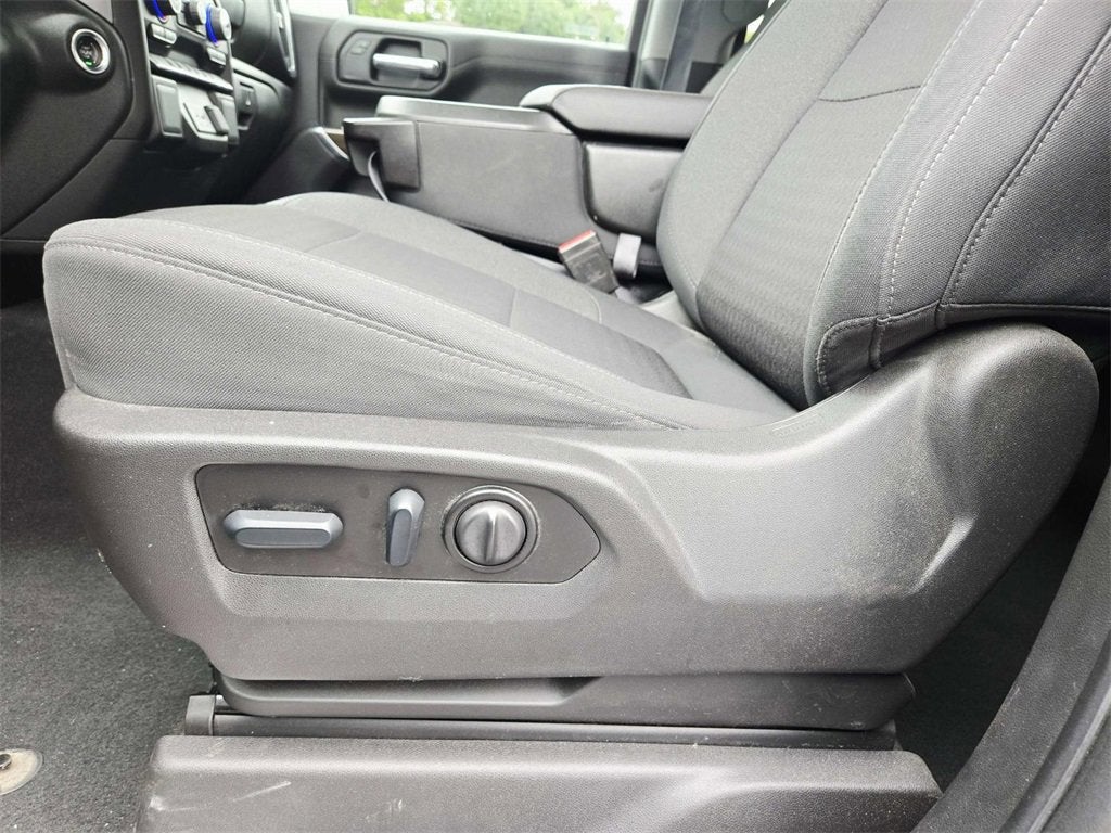 2022 Chevrolet Silverado 1500 LTD LT (2FL)