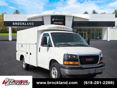 2025 GMC Savana Cutaway 3500 1WT