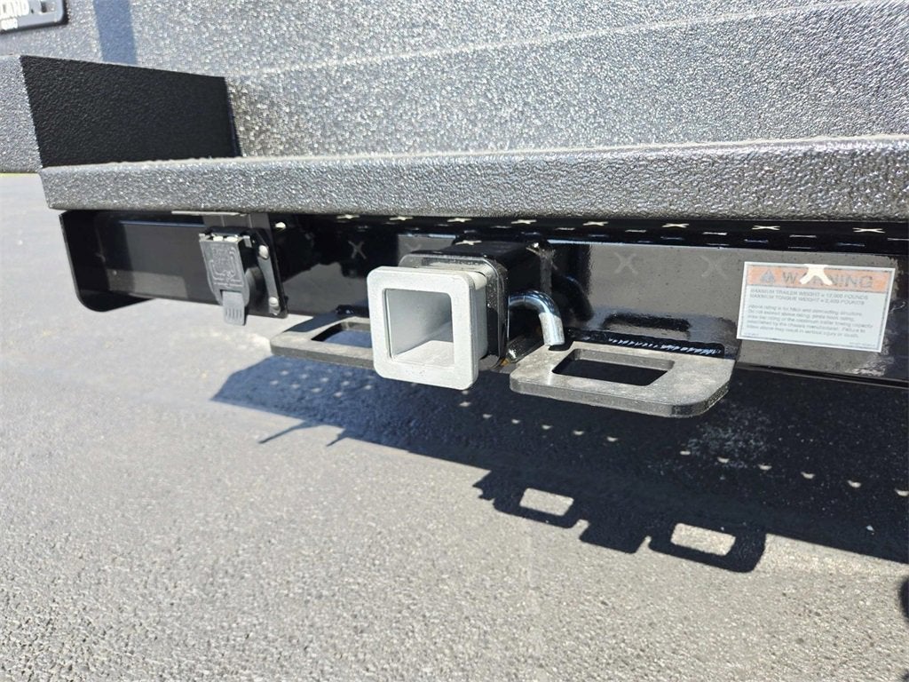 2025 GMC Savana Cutaway 3500 1WT