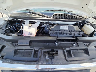 2025 GMC Savana Cutaway 3500 1WT