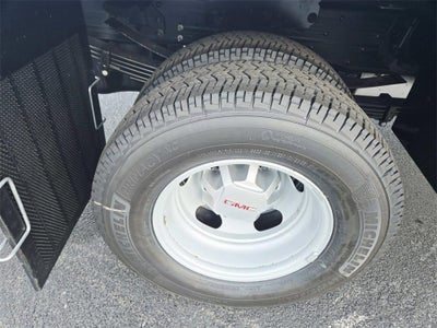 2025 GMC Sierra 3500 HD Chassis Cab Pro