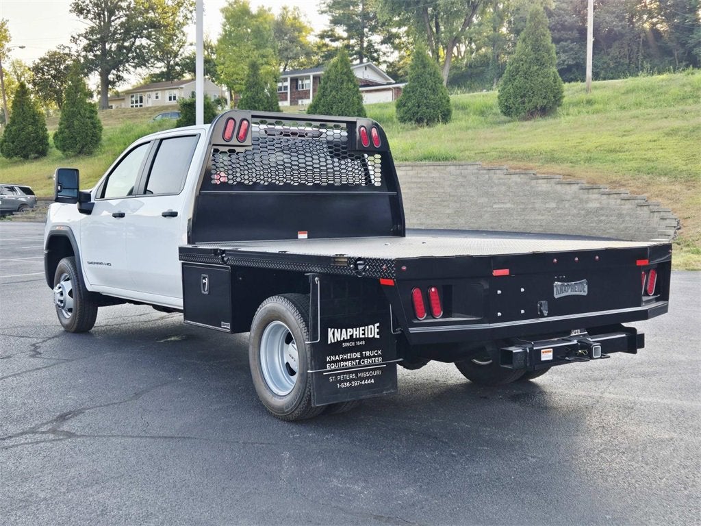 2025 GMC Sierra 3500 HD Chassis Cab Pro