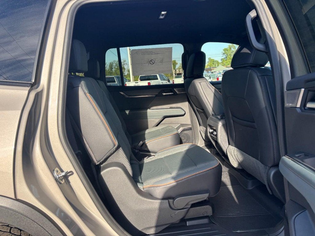 2027 GMC Acadia AT4