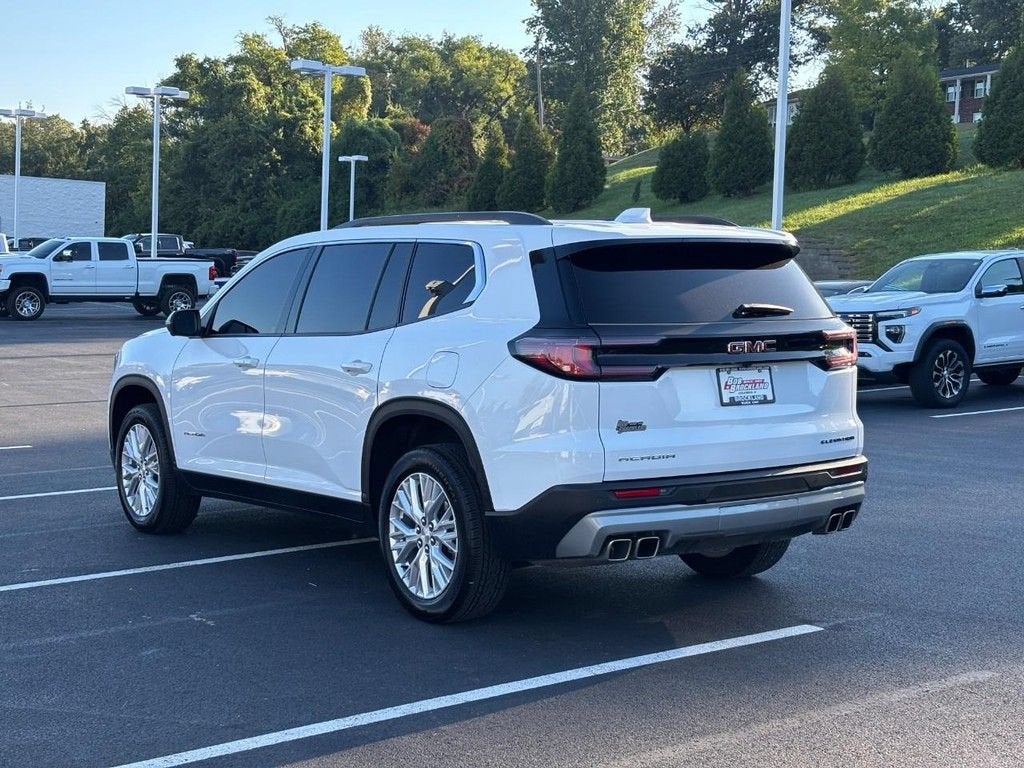 2025 GMC Acadia Elevation