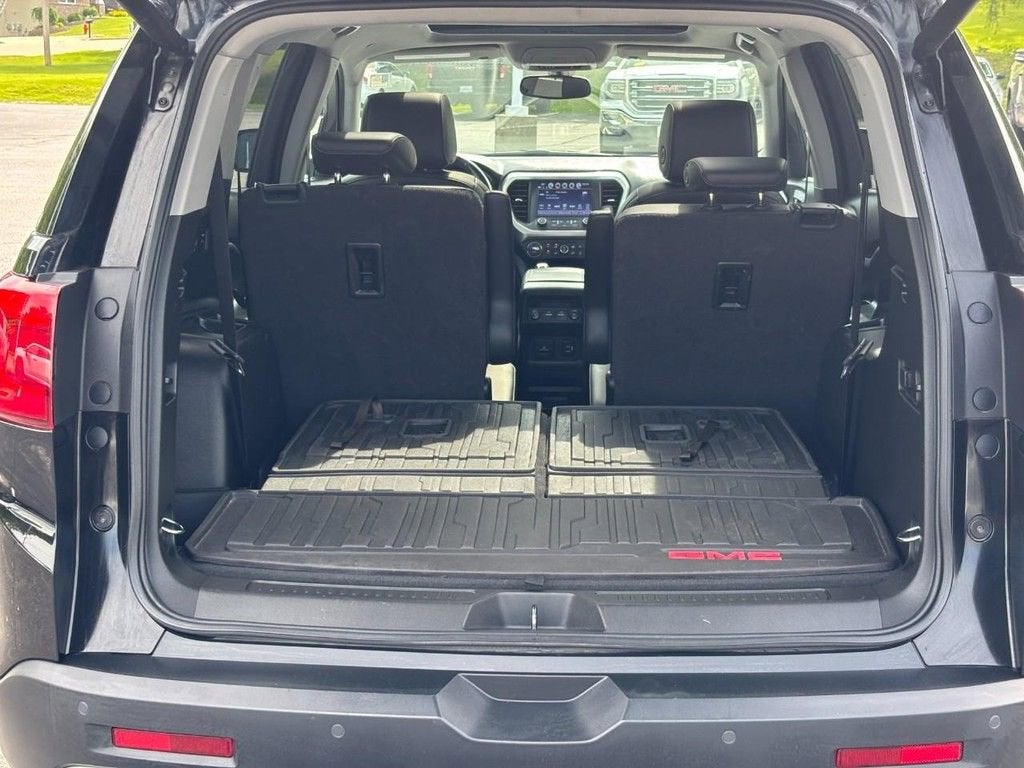 2017 GMC Acadia SLT