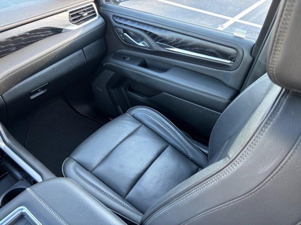 2023 GMC Yukon XL Denali - Photo 15