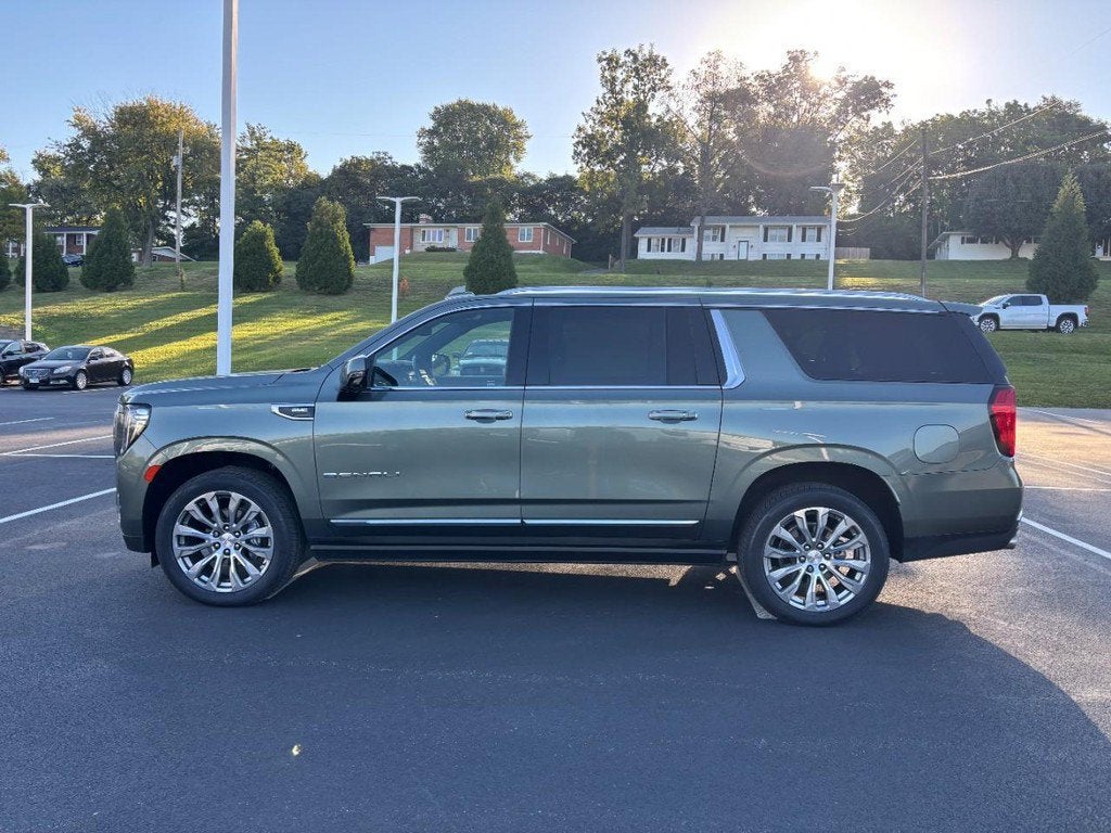 2023 GMC Yukon XL Denali - Photo 6