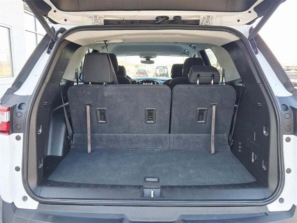 2018 Chevrolet Traverse LT Cloth