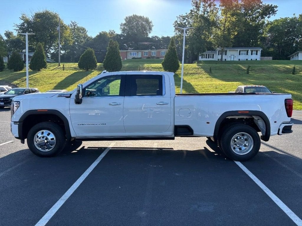 2025 GMC Sierra 3500 HD Denali DRW