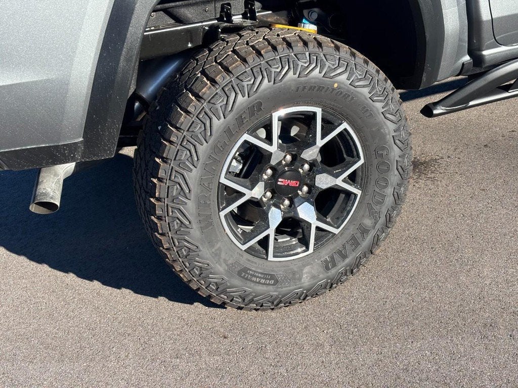 2026 GMC Canyon AT4X