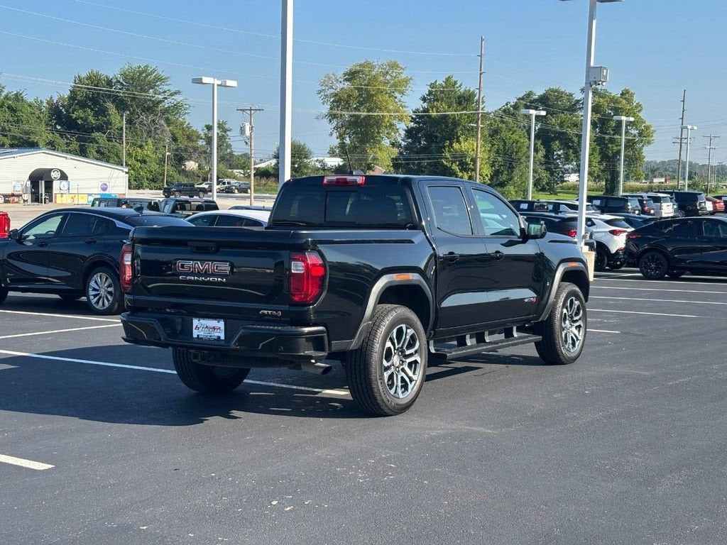 2024 GMC Canyon AT4