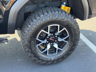 2024 GMC Canyon AT4X