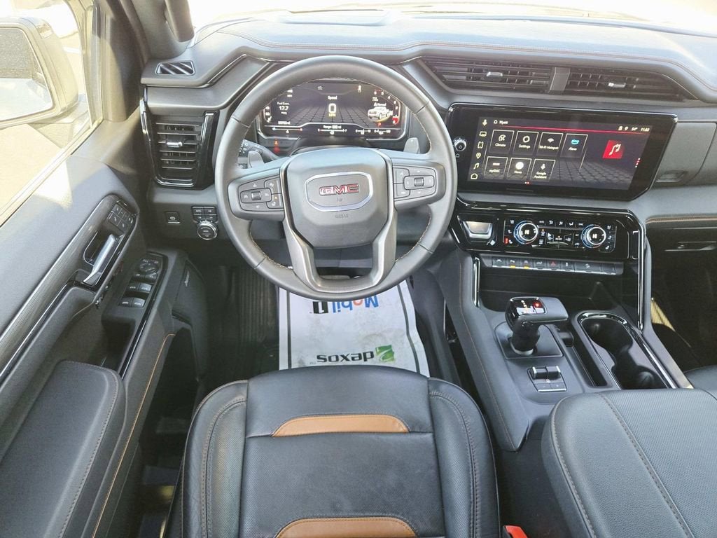 2025 GMC Sierra 1500 AT4