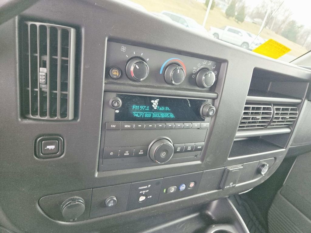 2021 GMC Savana Cargo 2500 Base