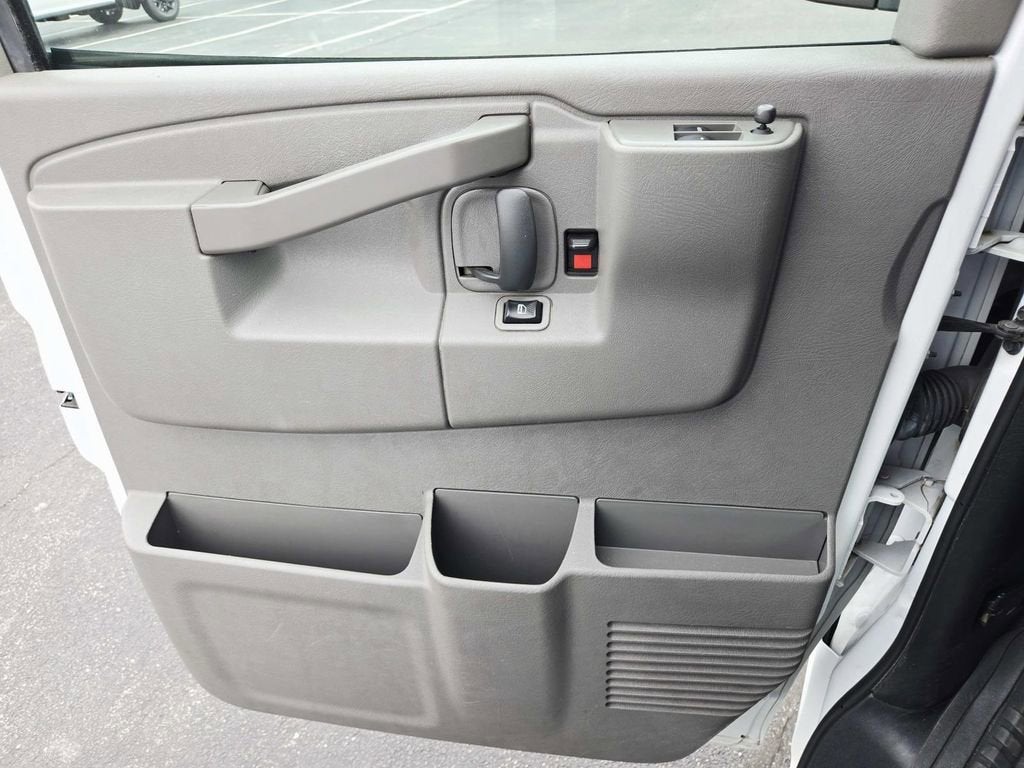 2021 GMC Savana Cargo 2500 Base