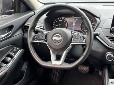 2025 Nissan Altima SR FWD