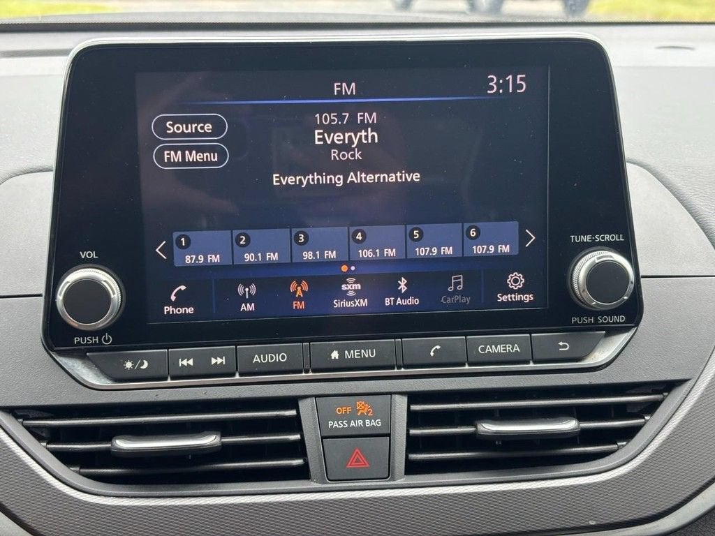 2025 Nissan Altima SR FWD