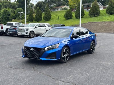 2025 Nissan Altima SR FWD