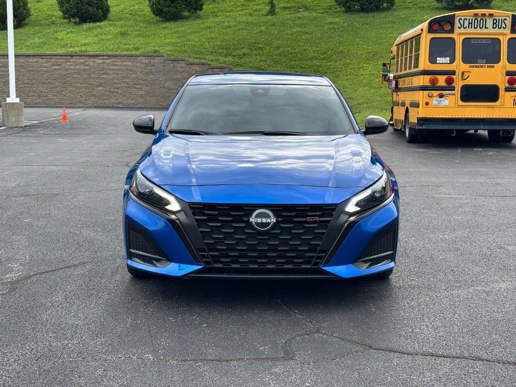 2025 Nissan Altima SR FWD
