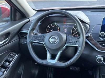 2023 Nissan Altima SV FWD