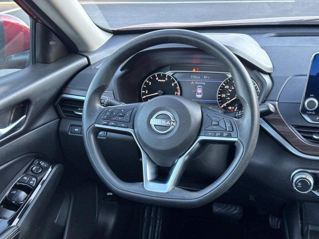 2023 Nissan Altima SV FWD