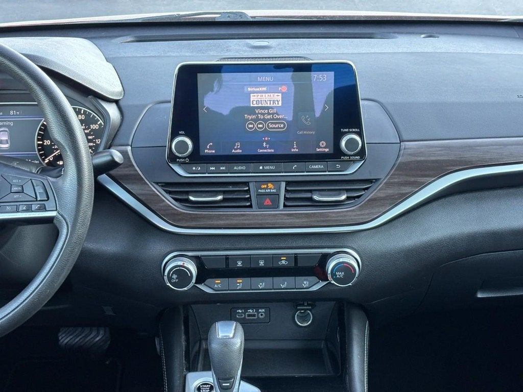 2023 Nissan Altima SV FWD