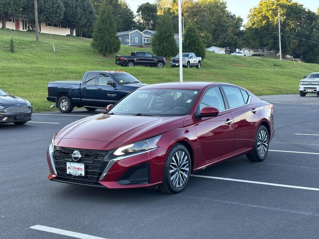 2023 Nissan Altima SV FWD