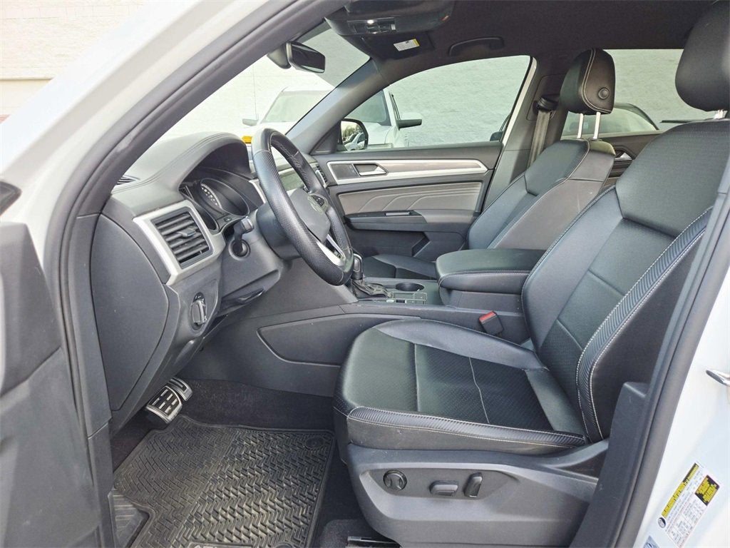 2021 Volkswagen Atlas Cross Sport 3.6L V6 SE w/Technology R-Line