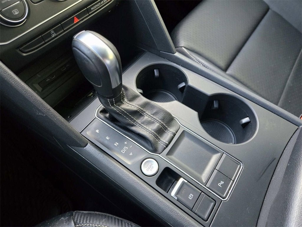 2021 Volkswagen Atlas Cross Sport 3.6L V6 SE w/Technology R-Line