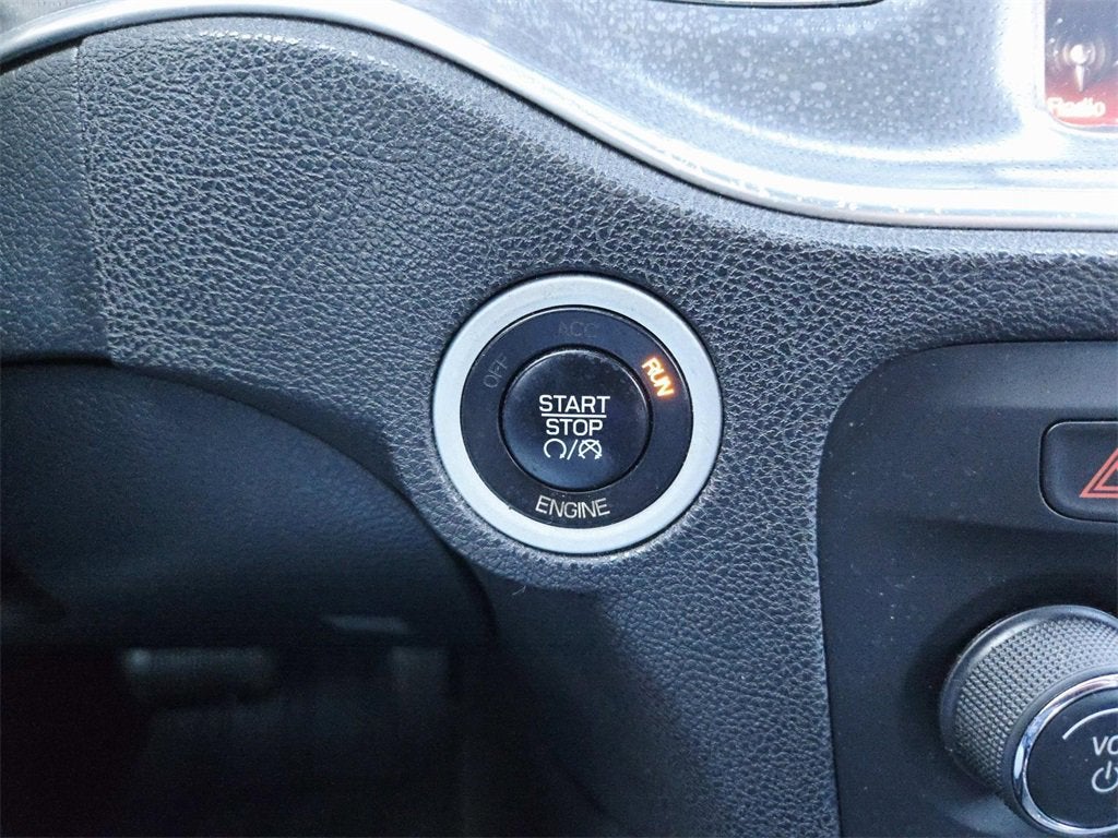 2014 Dodge Charger SXT Plus