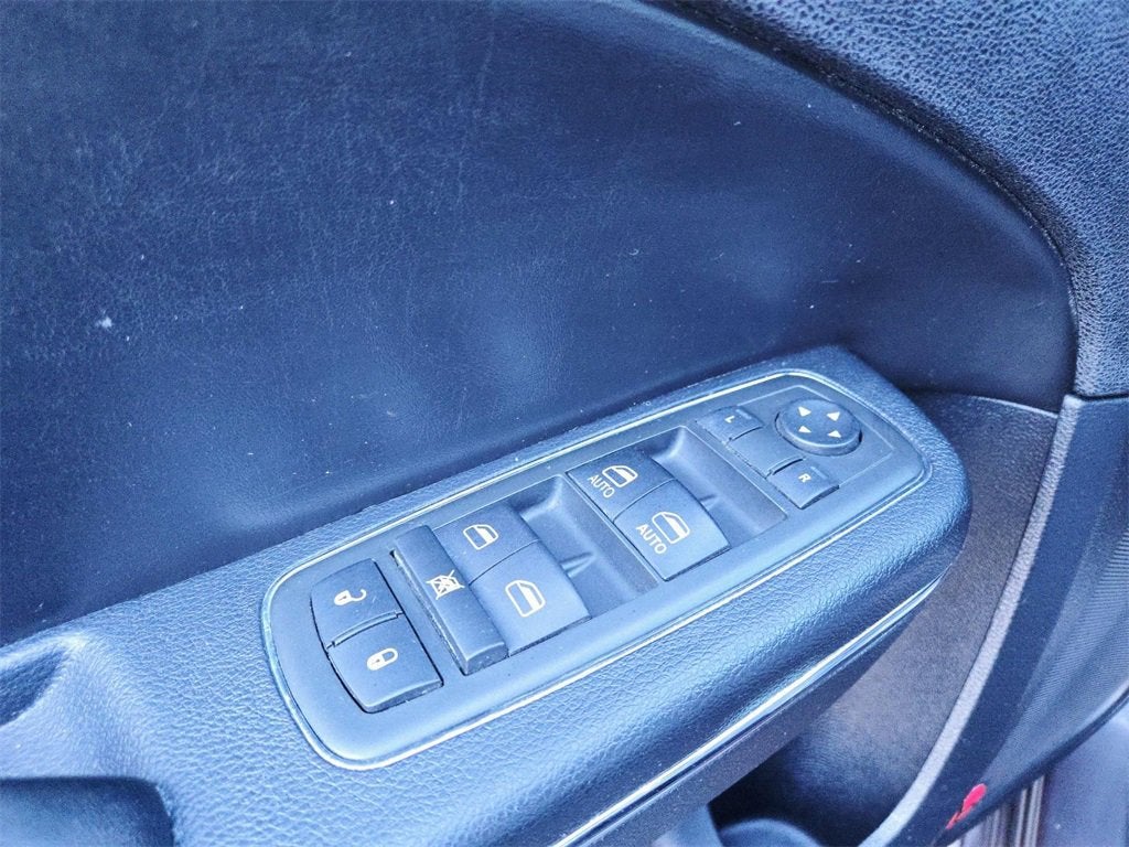 2014 Dodge Charger SXT Plus