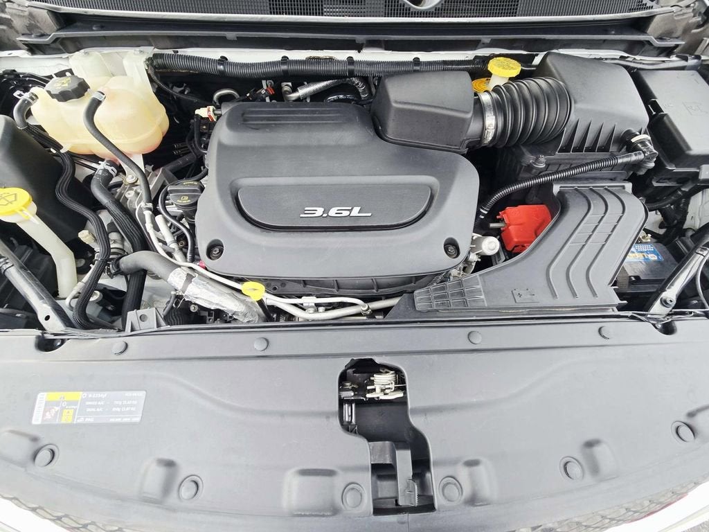 2017 Chrysler Pacifica Touring-L Plus