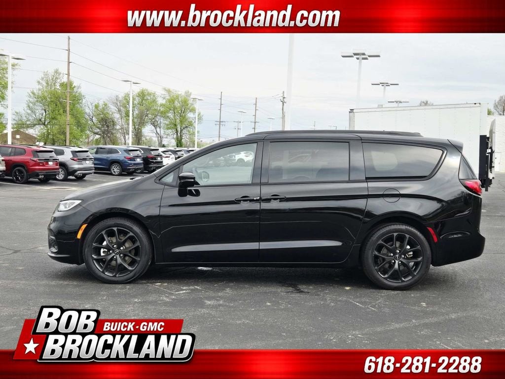 2025 Chrysler Pacifica Limited