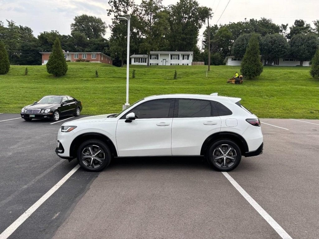 2025 Honda HR-V AWD EX-L