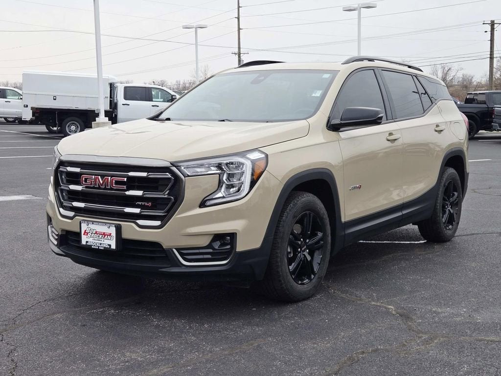 2023 GMC Terrain AT4