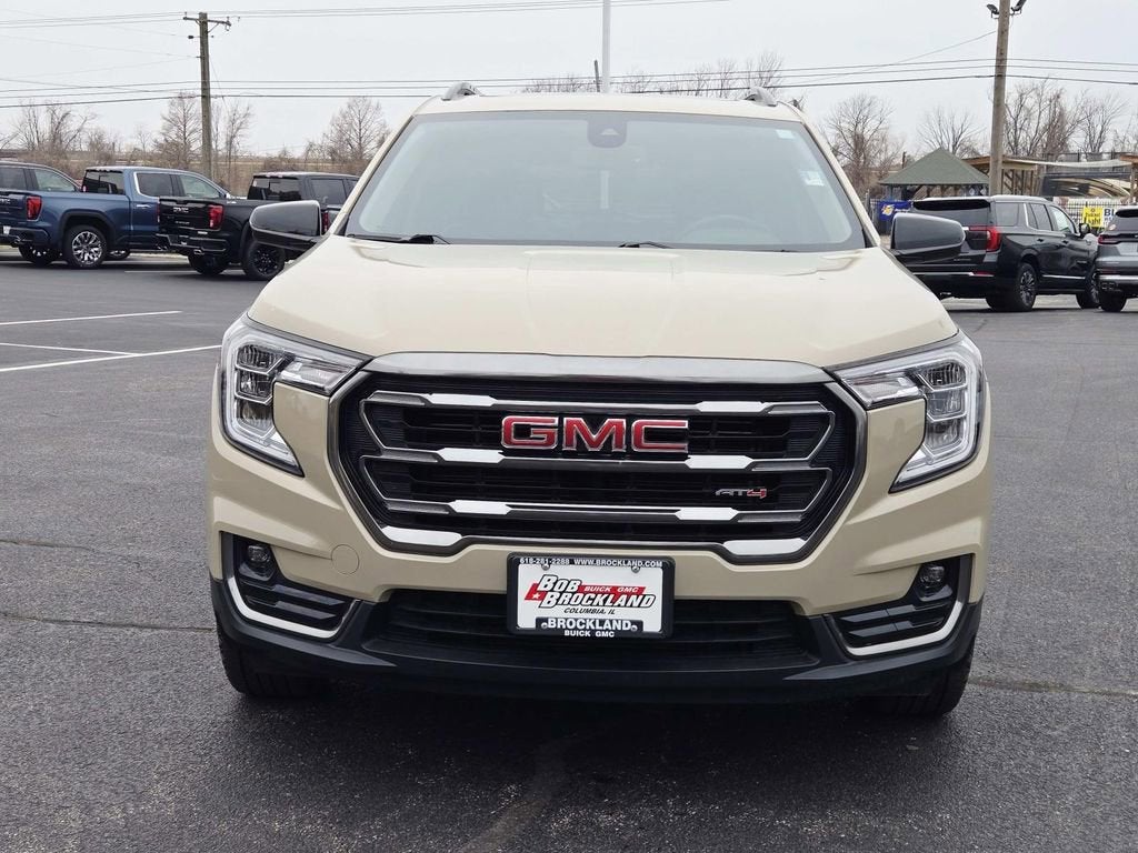 2023 GMC Terrain AT4