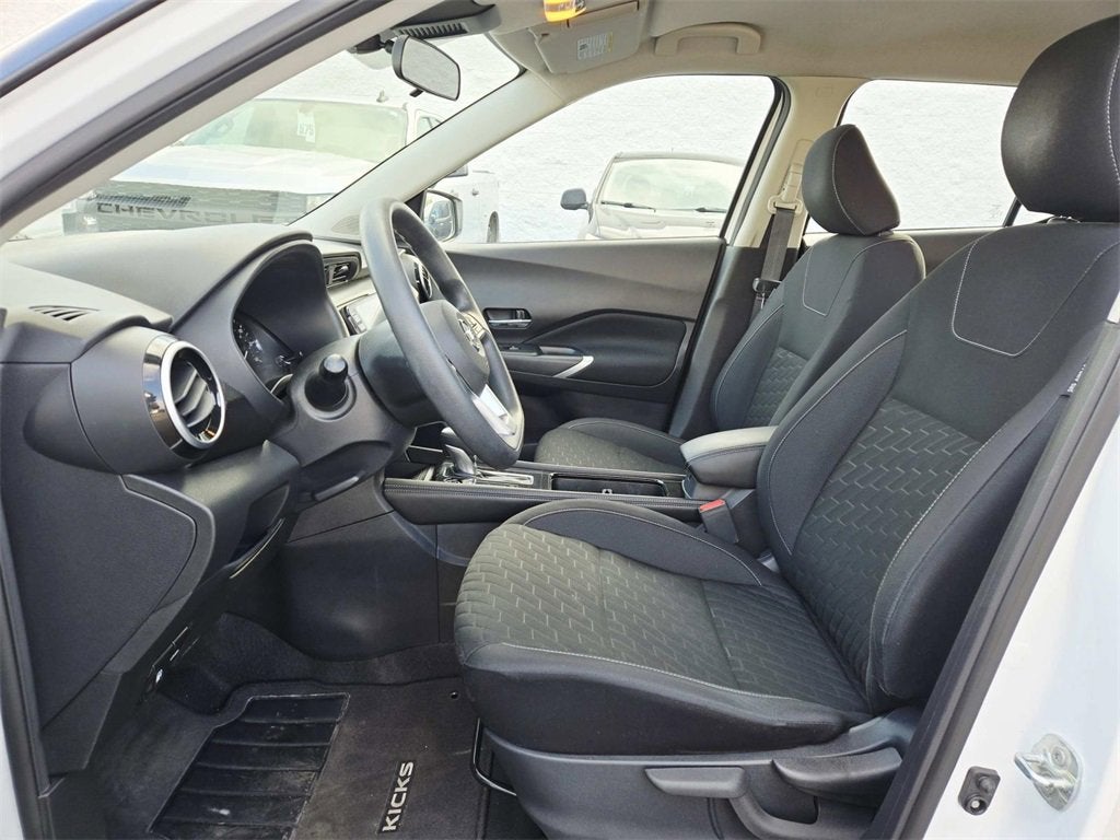 2021 Nissan Kicks SV