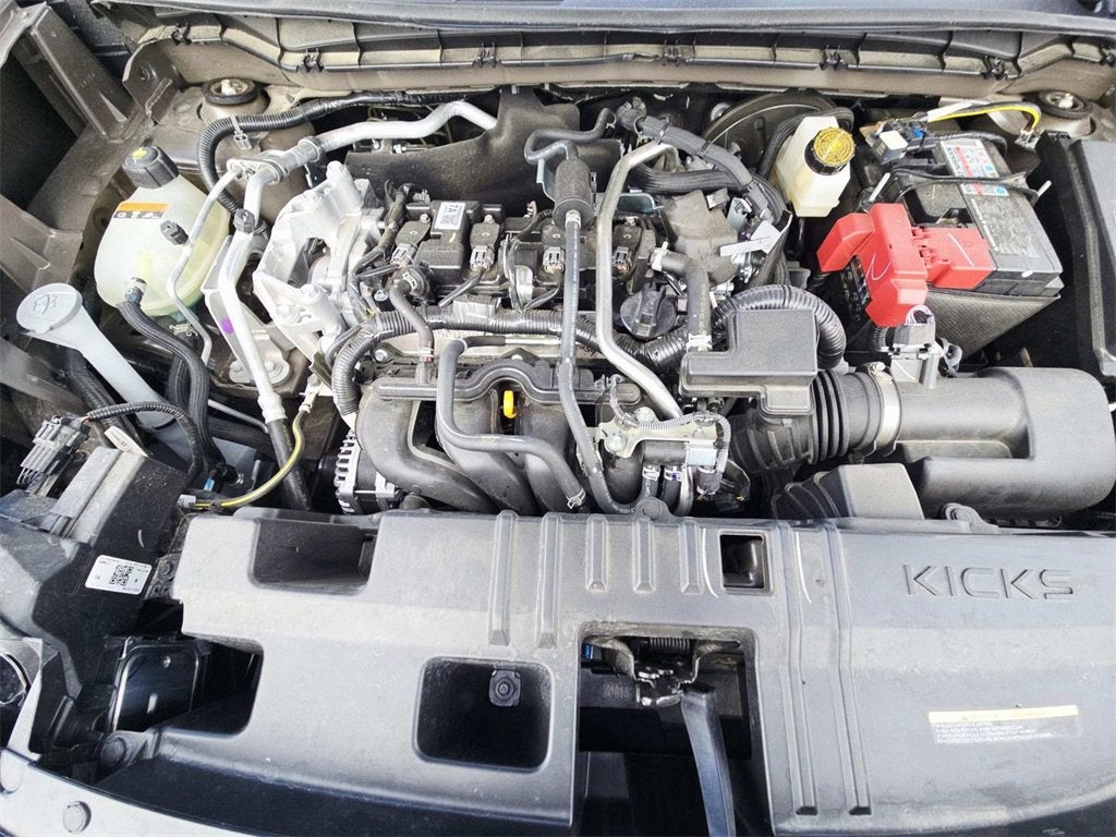 2025 Nissan Kicks SV