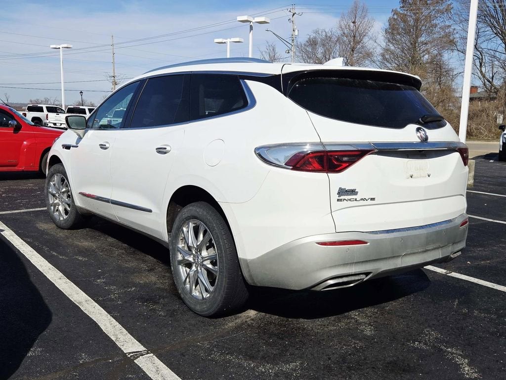 2023 Buick Enclave Essence