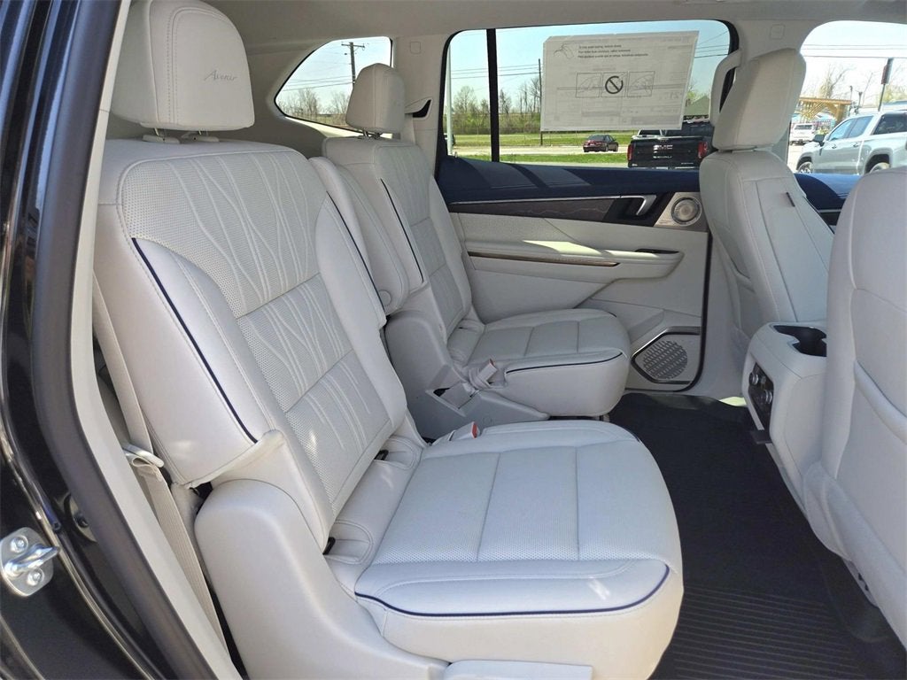 2025 Buick Enclave Avenir